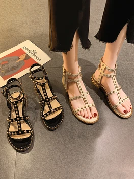 Сандали Дамски обувки Лято 2021 Нова Мода Ретро Нитове Мини Римски Обувки Дамски сандали