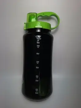 Denitsa 24 Nutrition Mega Half Gallon 64oz Разклати Sports Water Bottle Tritan Plastic Black със зелена Капачка
