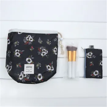 PLEEGA Women Мързел Drawstring Cosmetic Bag Fashion Travel Makeup Bag Organizer Make Up Case Чанта За Съхранение на тоалетни Принадлежности Beauty Kit