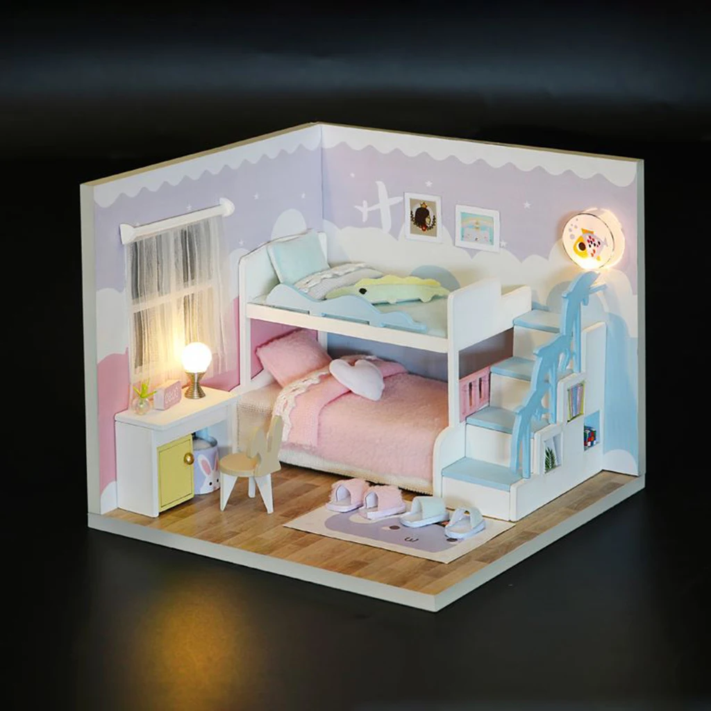 DIY Wooden Куклена Къща Миникартинка със Светли Мебели, Творческа стая за Момичета