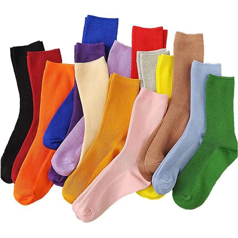 Нов Цвят Harajuku Ретро Жени Дама Памук Свободни Чорапи Зима В Тръбата Корейски Лилаво, Синьо, Жълто Розово Дизайнер На Коледни Сладки