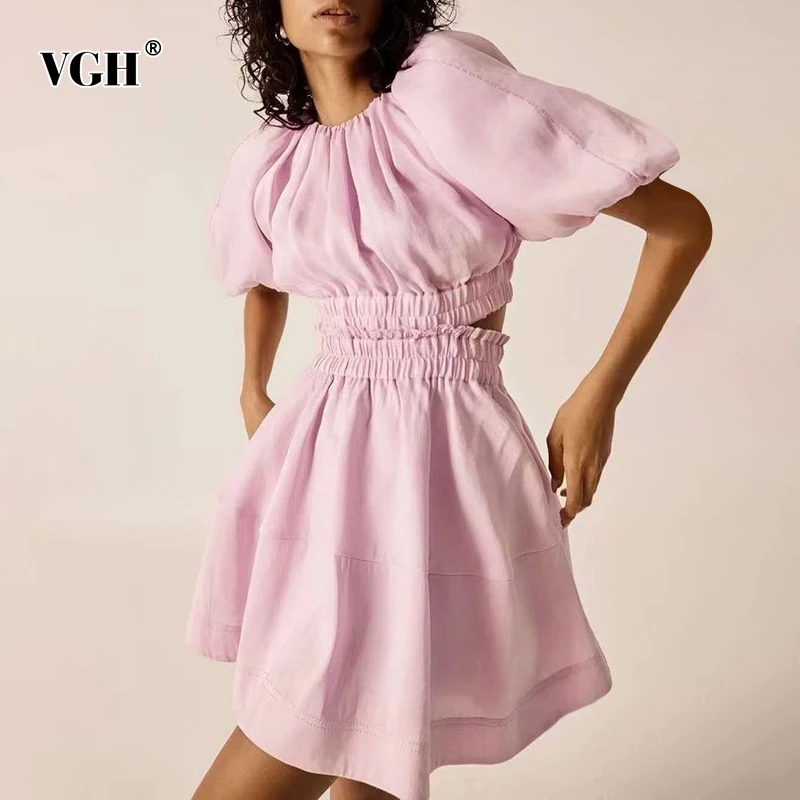 VGH Pink Hollow Out Dress For Women O Образно Деколте Puff С Къс Ръкав Еластична Висока Талия Ruched Slim Casual Mini Dresses Female 2021 Tide