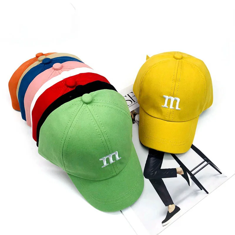Бонбони с цвят на Детска бейзболна шапка на Хип-хоп от 1 до 4 Години Бродерия M децата Sun Hat Момчета Момичета Шапки възстановяване на предишното положение шапки