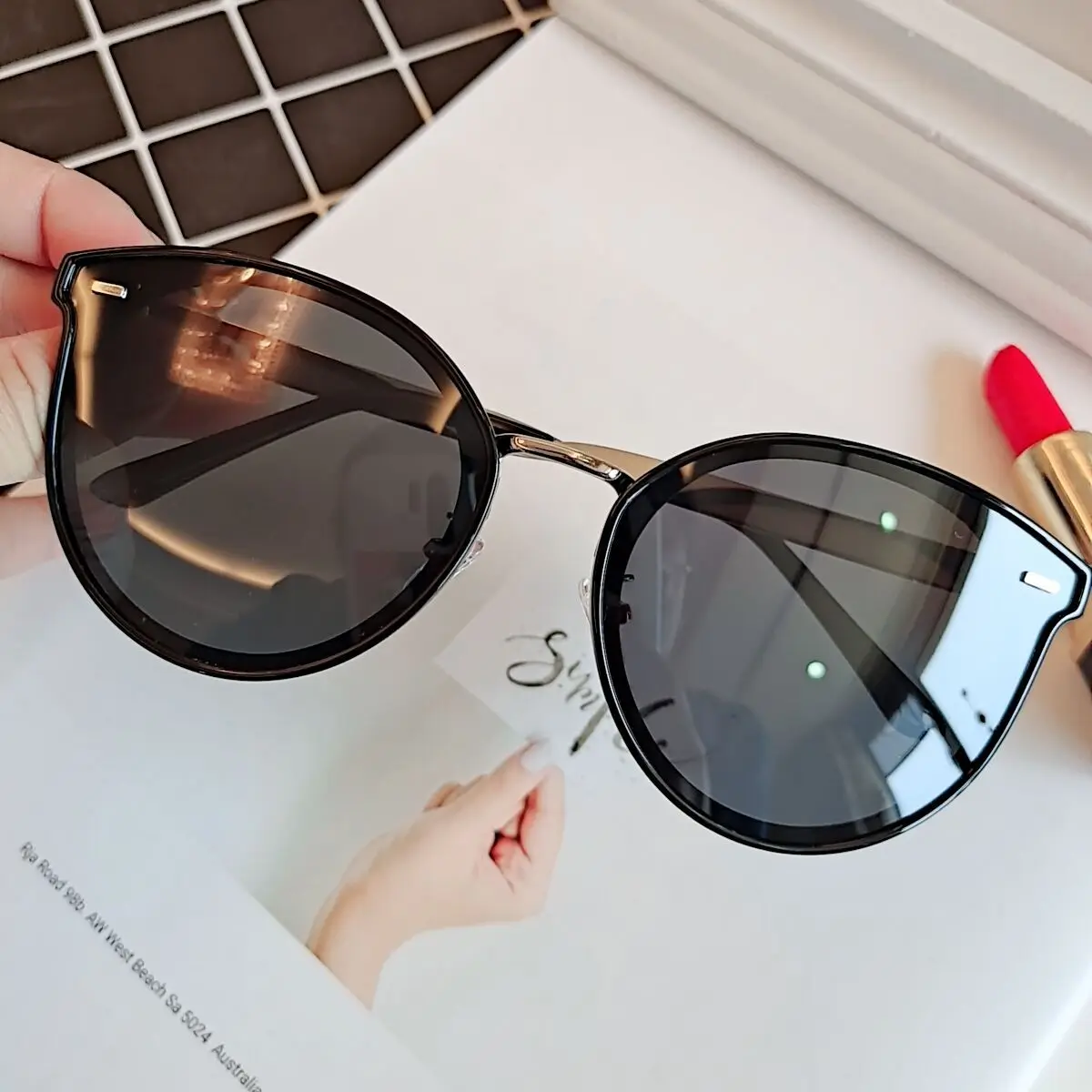 Нови Дамски Ретро Голям Рамка Поляризирани Слънчеви Очила Наклон на Модата на Шофиране на Слънчеви Очила за Жени
